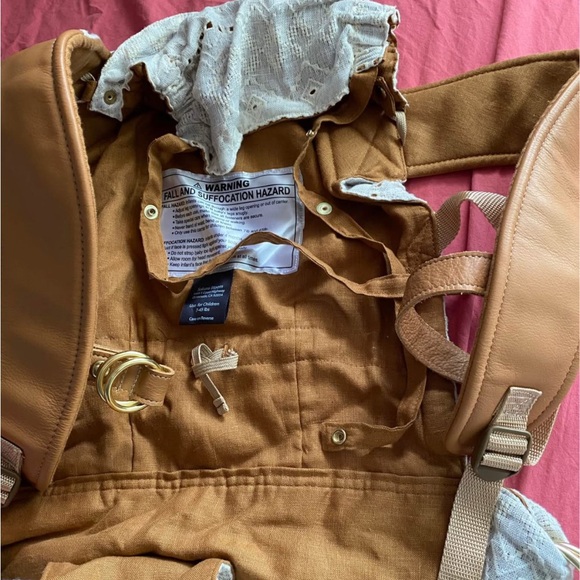 Sakura bloom Scout Carrier - Picture 3 of 3